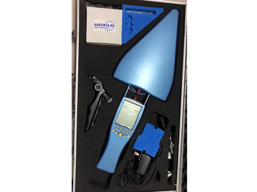 选频辐射分析仪