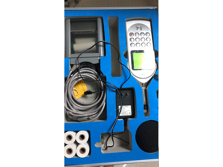 多功能声级计声校准器